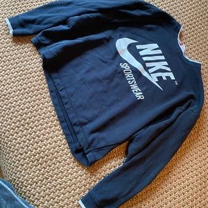 Nike sportswear xl crew neck sweatshirt